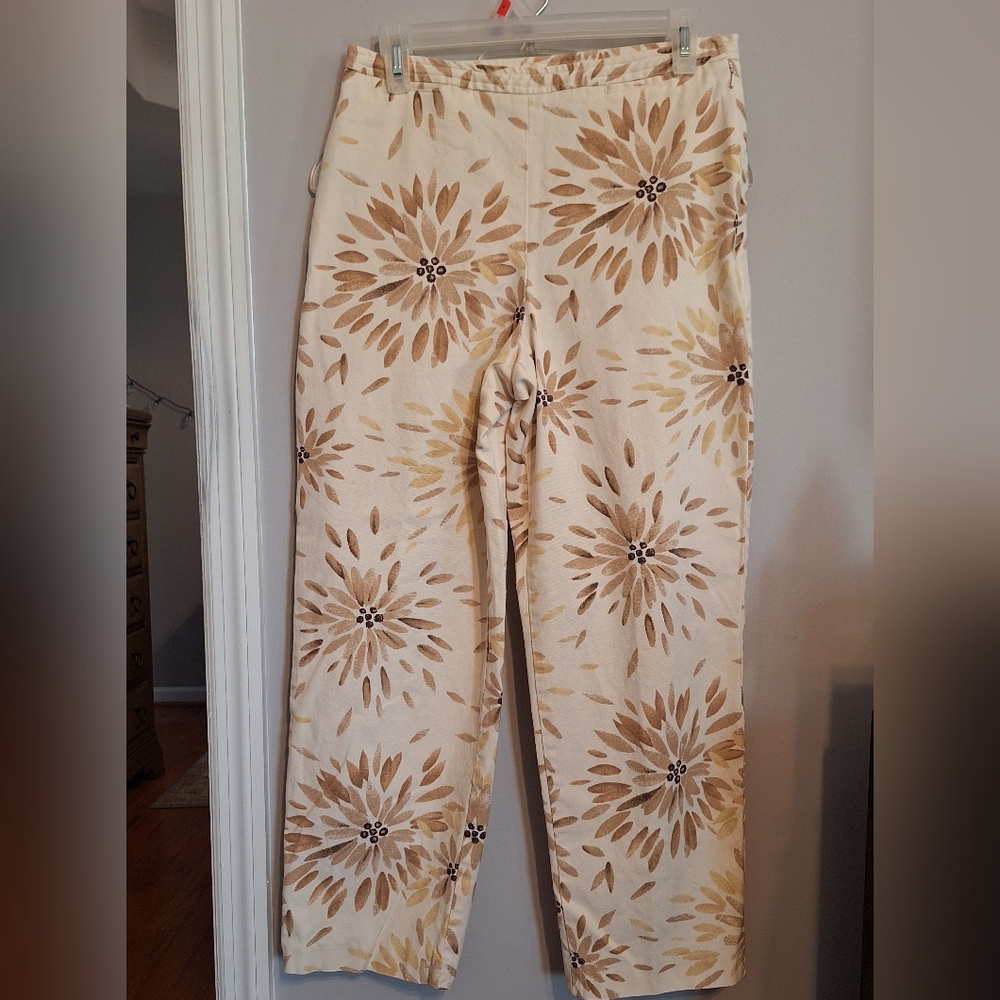 Talbots Cream and Brown Floral Cropped Pants